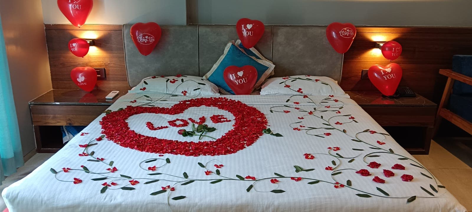 Oriental Room — Rose Petal Romantic Setup