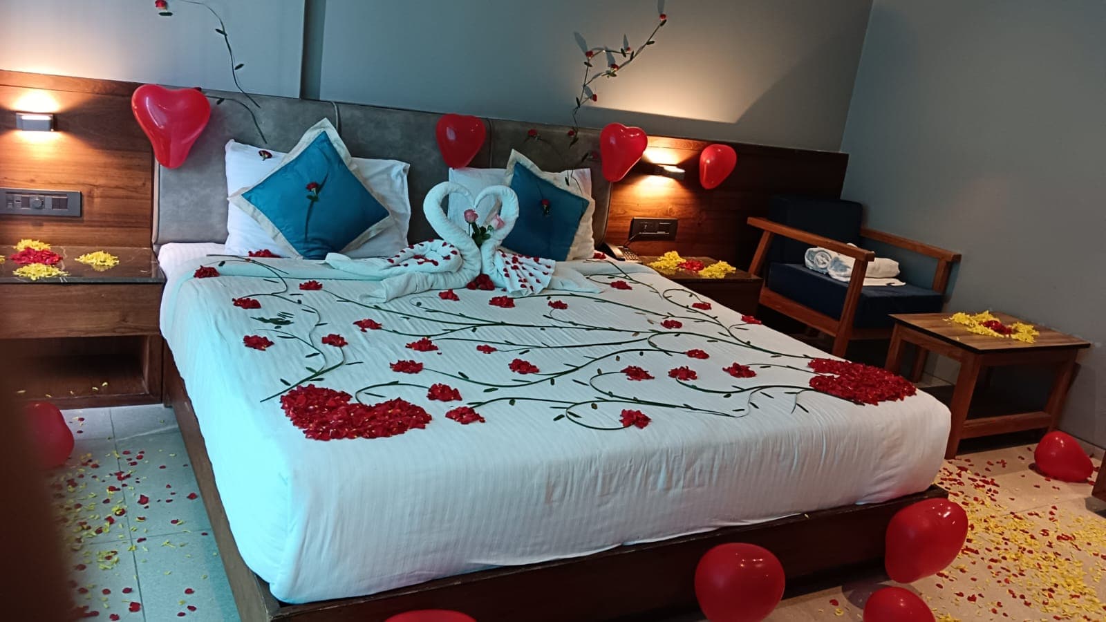 Oriental Room — Towel Art with Roses