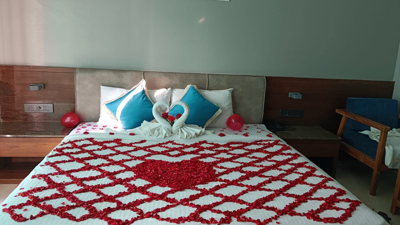 Oriental Room — Turquoise Accent Pillows