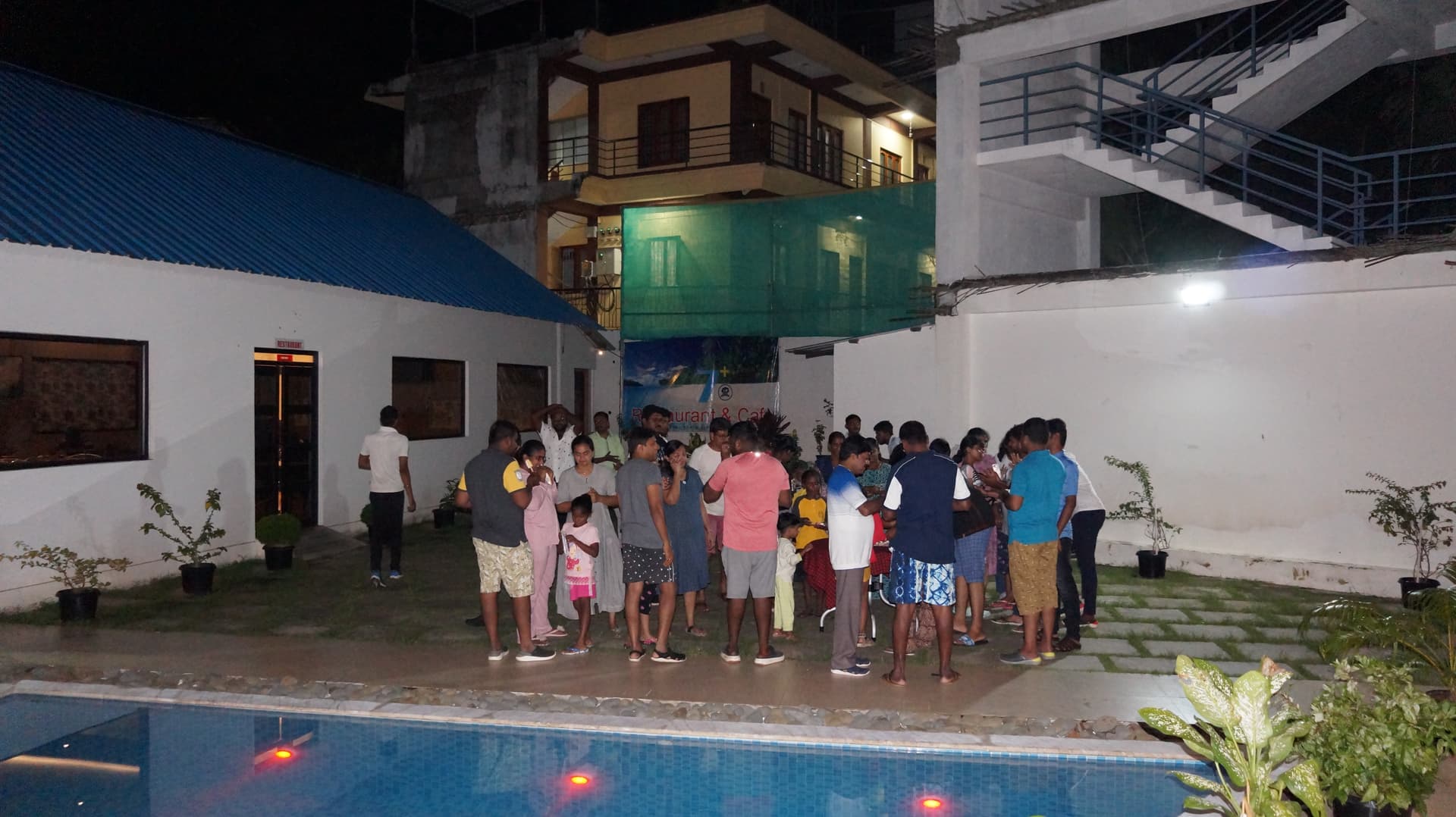 Hotel Pool — Poolside Party