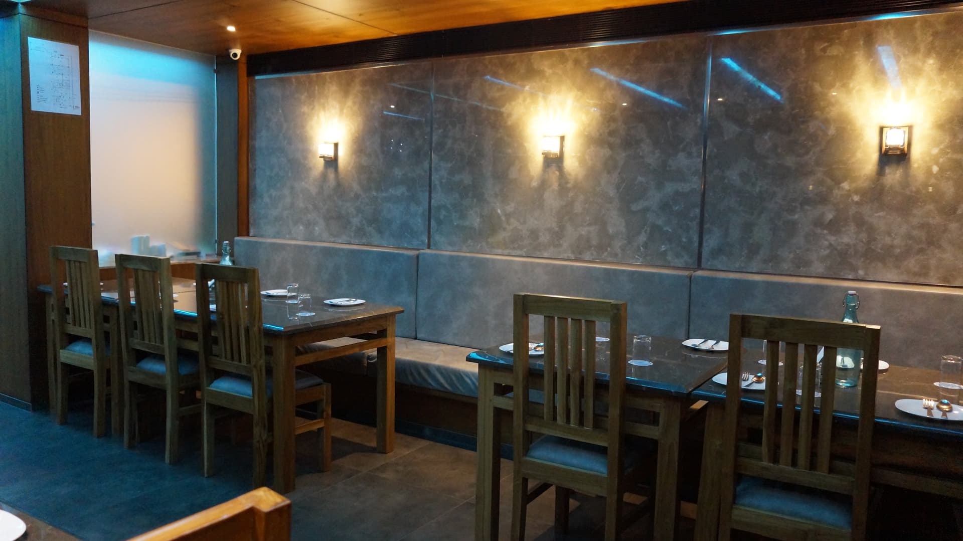Restaurant — Dining Area Wooden Decor