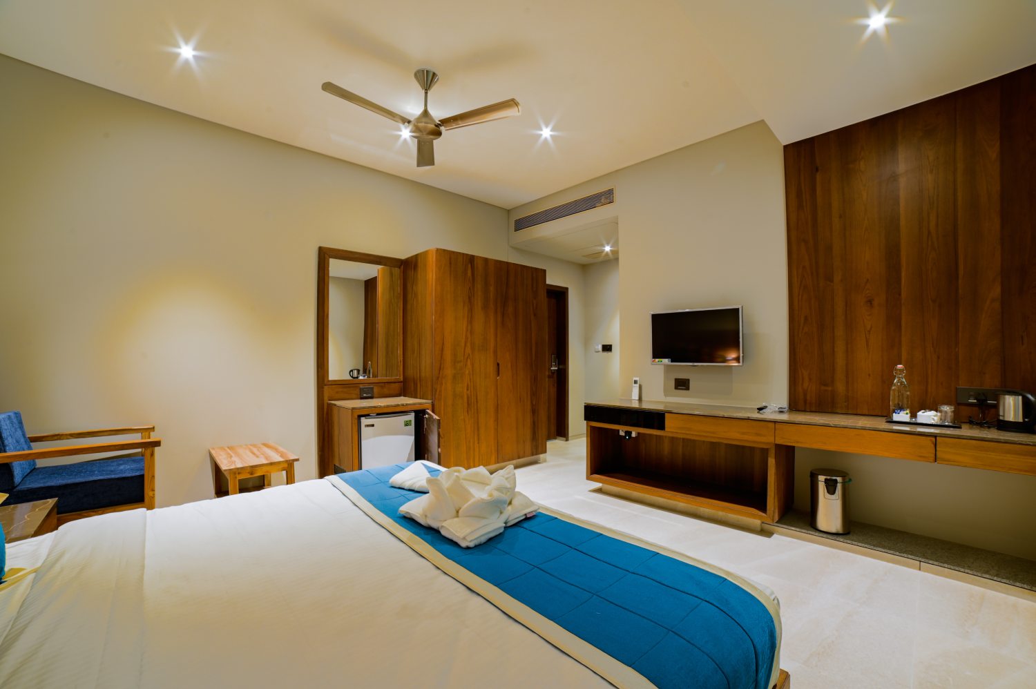 images/Room/oriental-room-2.jpg